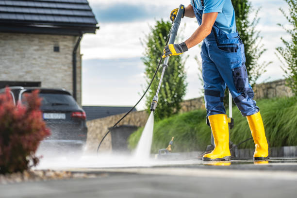 Best Restaurant Pressure Washing  in Santa Clarita, CA